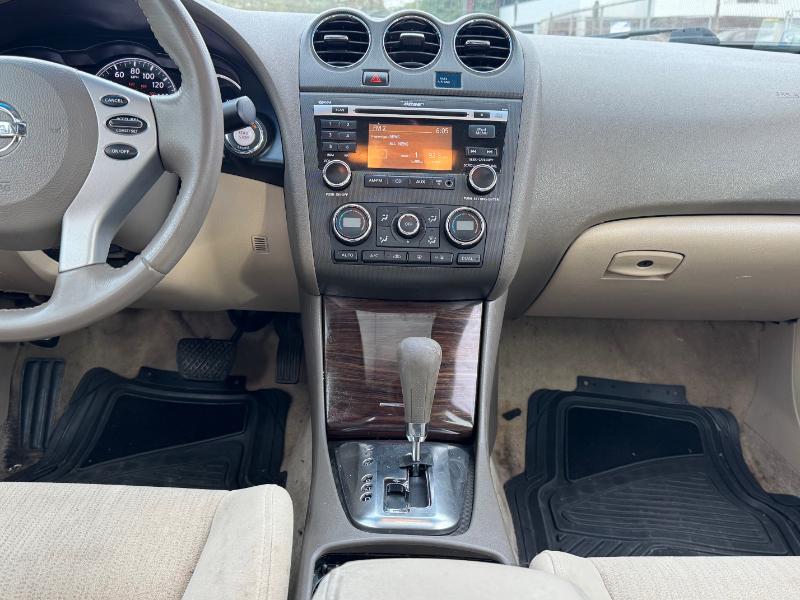 Nissan Altima 2.5 S 2010 Nissan Altima 2.5 S 2010