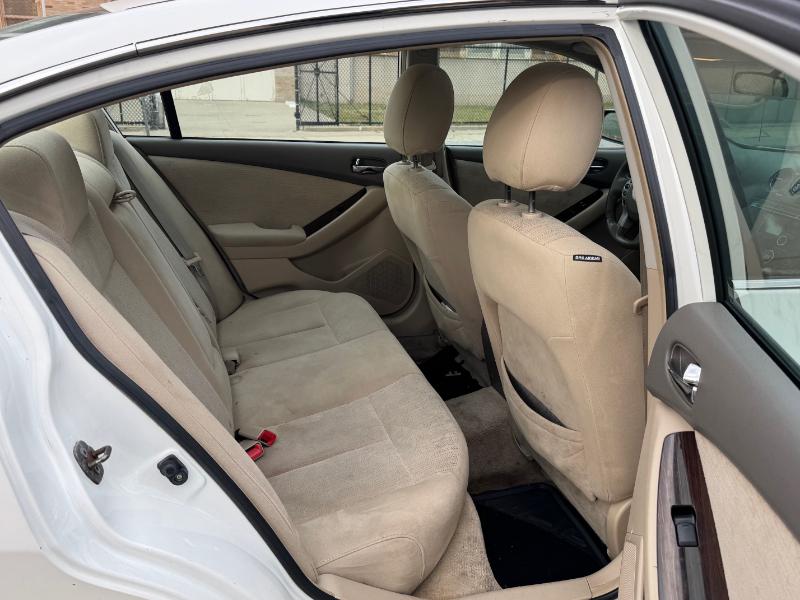 Nissan Altima 2.5 S 2010 Nissan Altima 2.5 S 2010