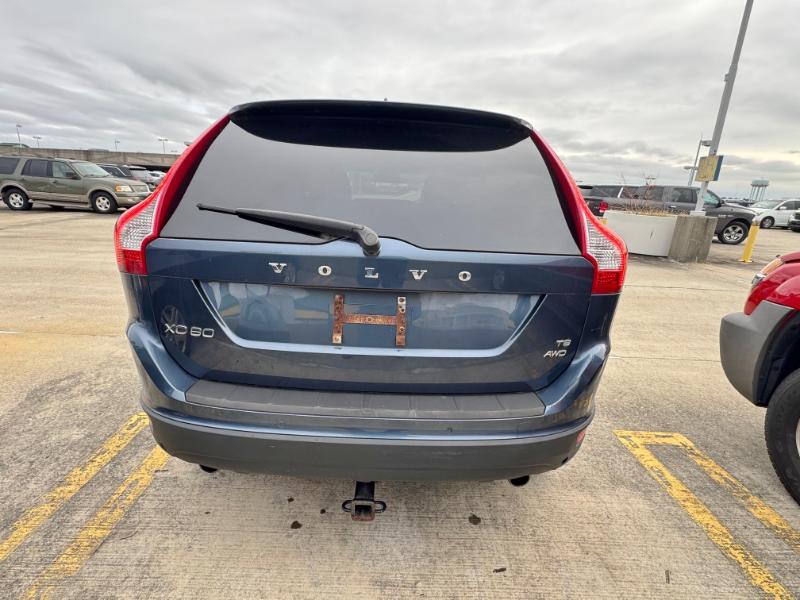 Volvo XC60 T6 AWD 2010 Volvo XC60 T6 AWD 2010