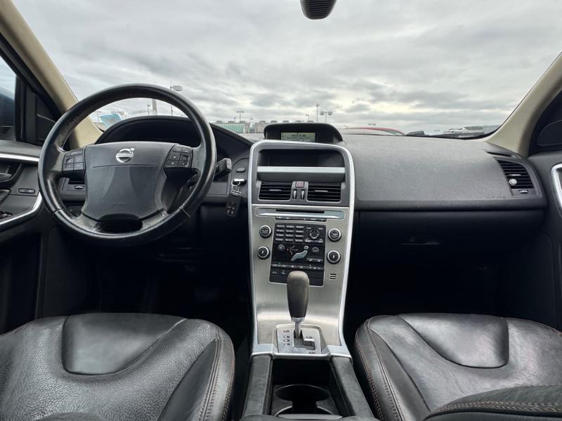 Volvo XC60 T6 AWD 2010 Volvo XC60 T6 AWD 2010