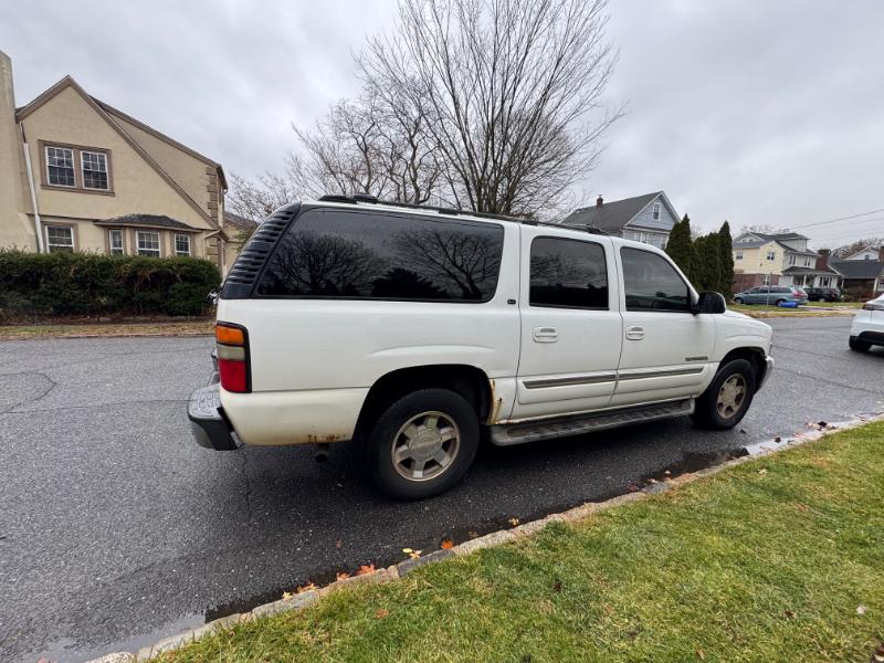 GMC Yukon XL 1500 4WD 2005