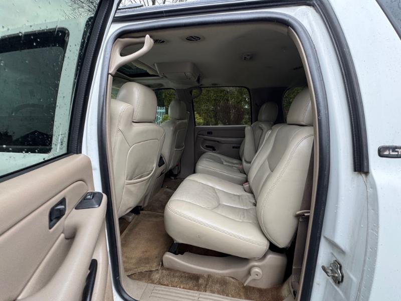 GMC Yukon XL 1500 4WD 2005