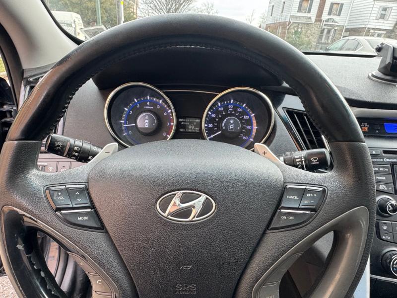 Hyundai Sonata Limited Auto 2012
