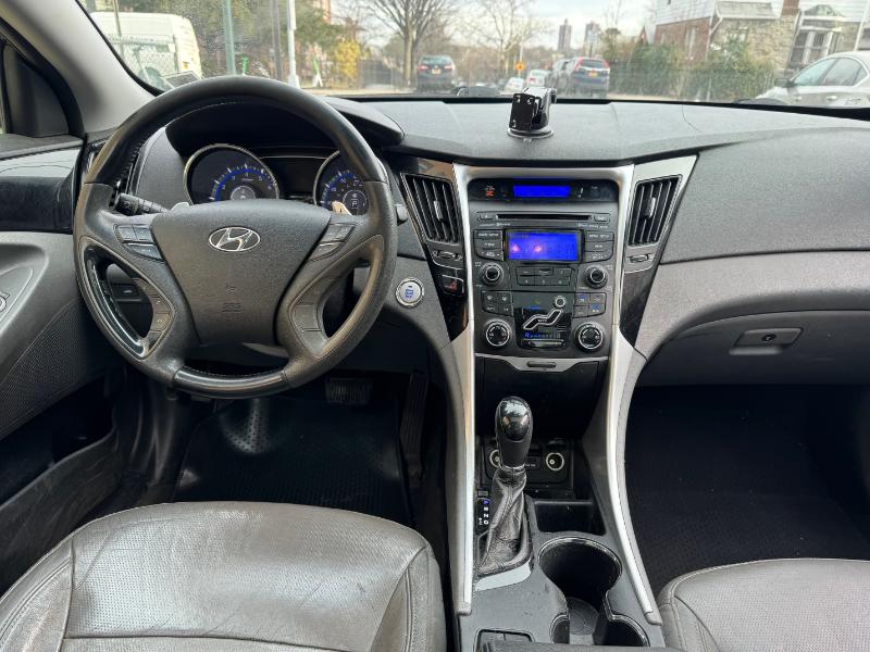 Hyundai Sonata Limited Auto 2012