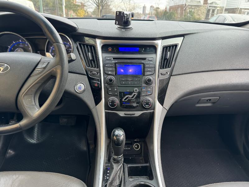 Hyundai Sonata Limited Auto 2012