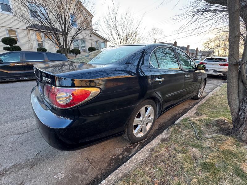 Lexus ES 300 Sedan 2002