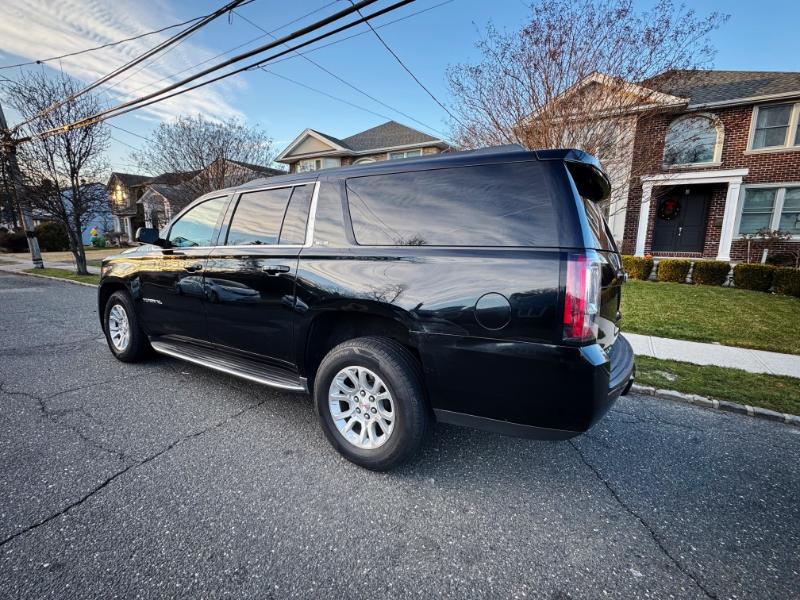 GMC Yukon XL SLE 4WD 2017