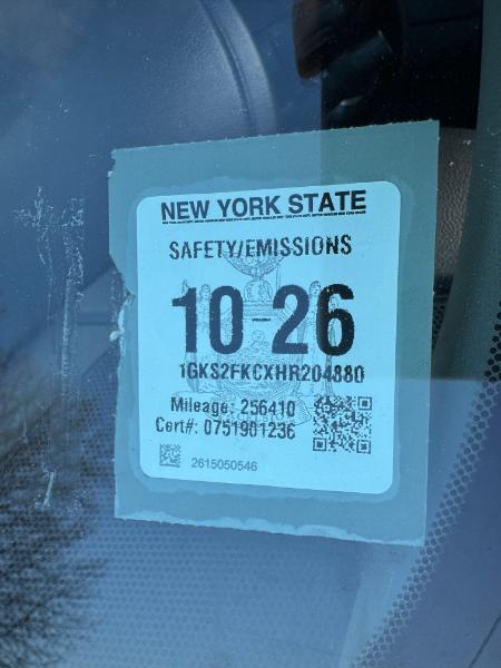 GMC Yukon XL SLE 4WD 2017