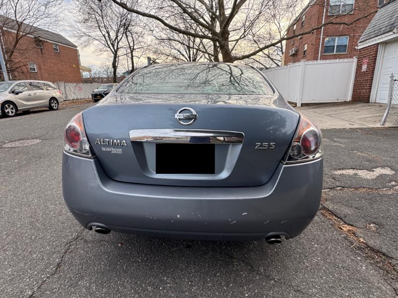 Nissan Altima 2.5 S 2010