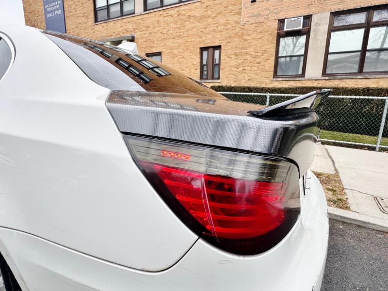 BMW 5-Series 535xi 2009