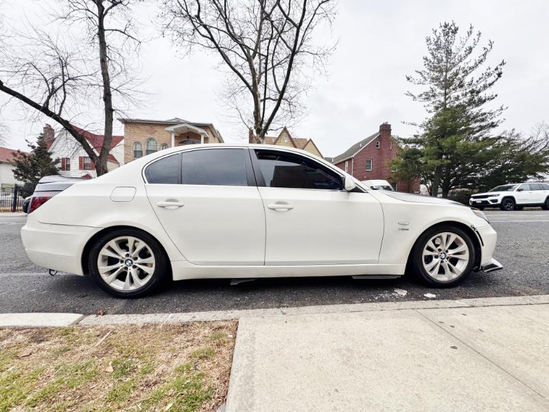 BMW 5-Series 535xi 2009