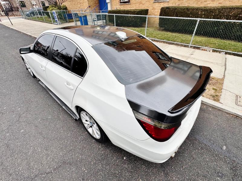 BMW 5-Series 535xi 2009