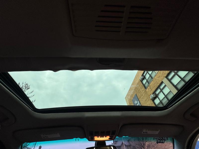 BMW 5-Series 535xi 2009