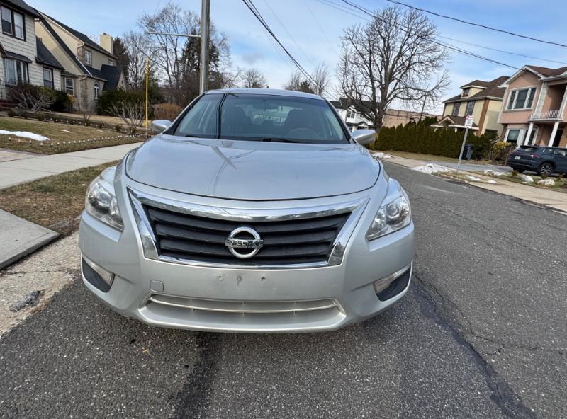 Nissan Altima 2.5 S 2014