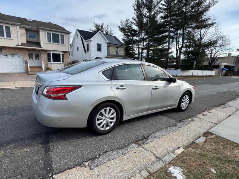 Nissan Altima 2.5 S 2014