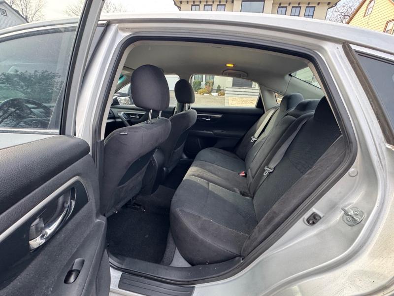 Nissan Altima 2.5 S 2014