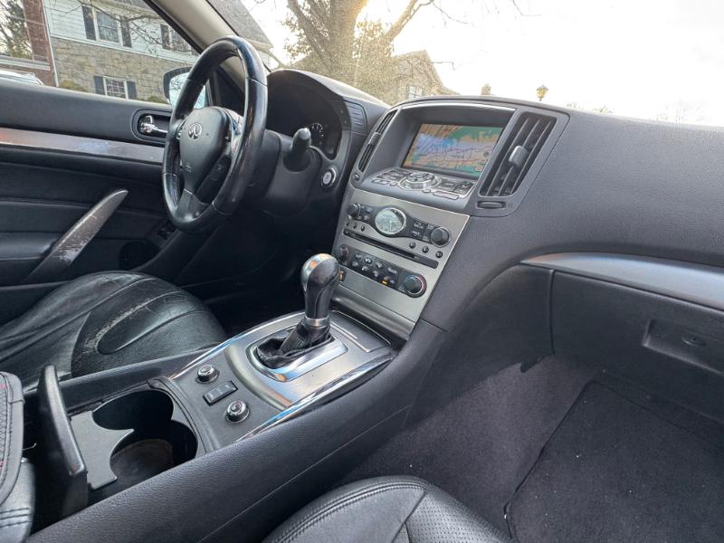 Infiniti G Coupe G37x AWD 2010