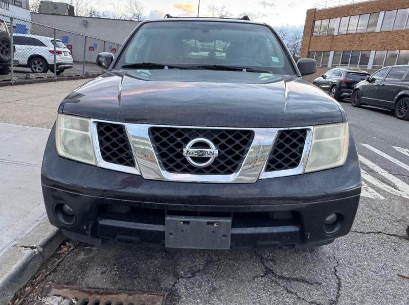 Nissan Pathfinder XE 4WD 2005
