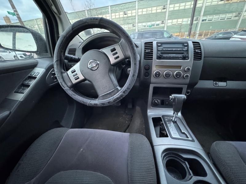 Nissan Pathfinder XE 4WD 2005