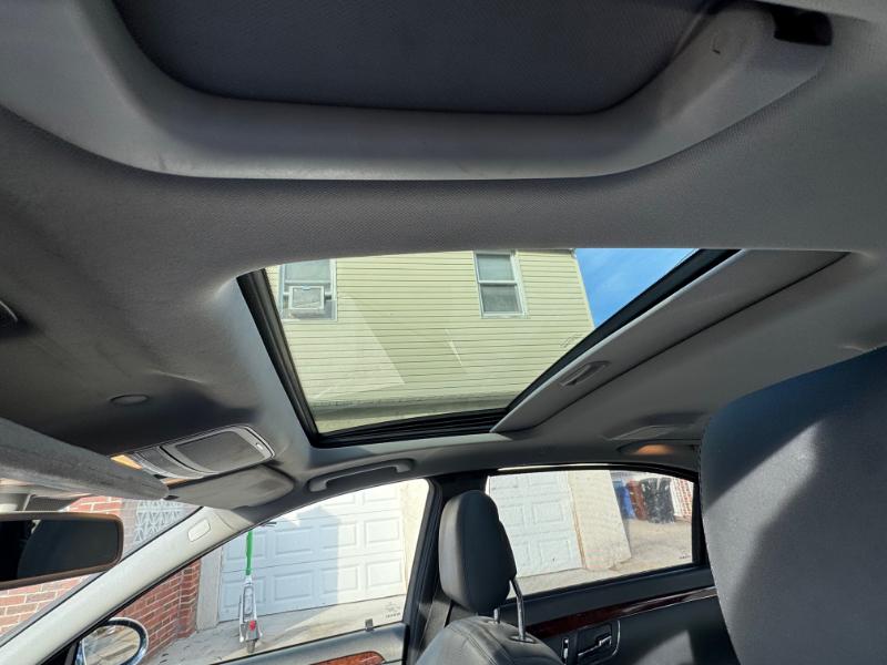 Mercedes-Benz S-Class S550 2008