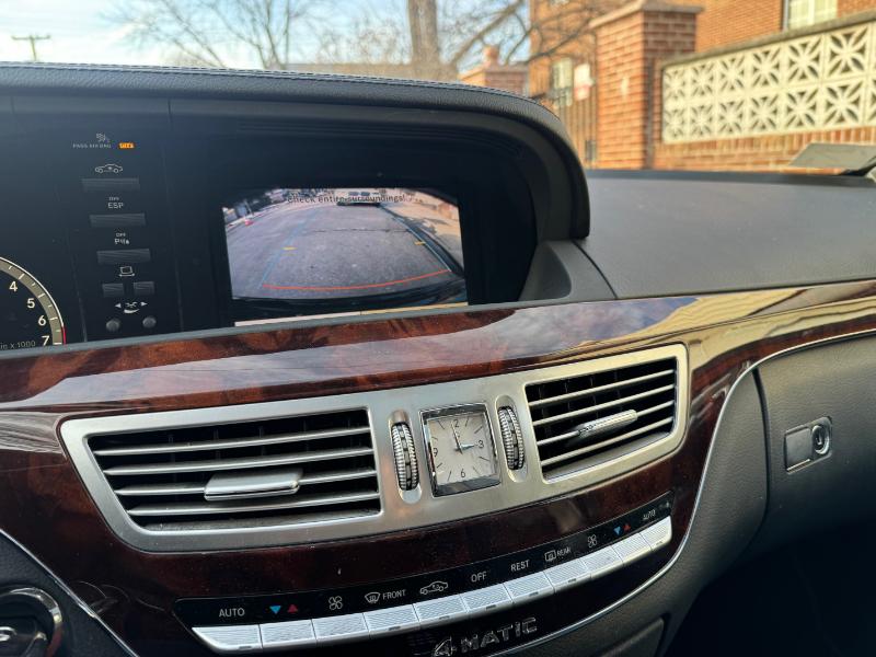 Mercedes-Benz S-Class S550 2008