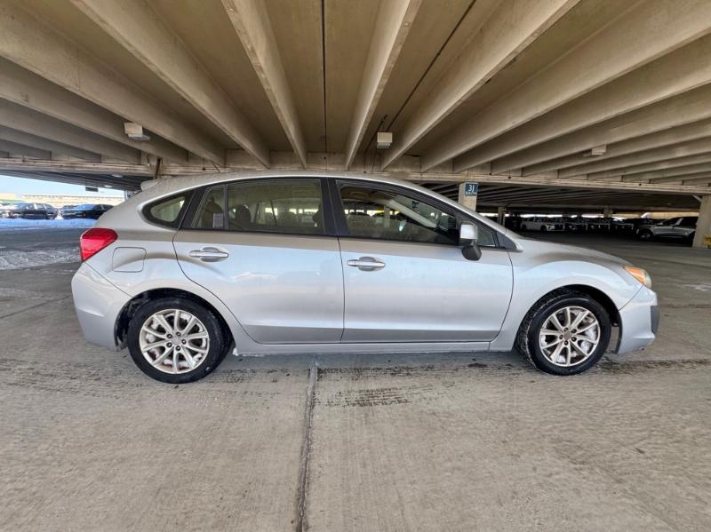 Subaru Impreza Premium 5-Door w/All Weather Package 2012