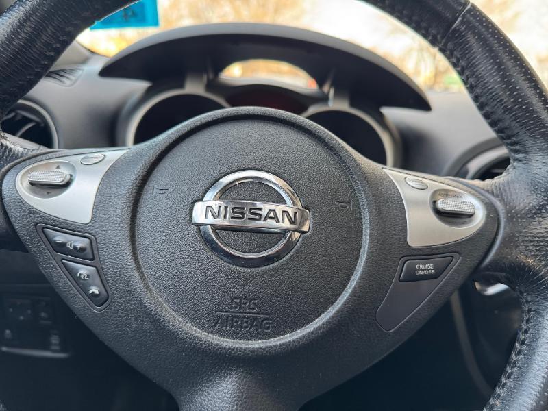 Nissan Juke SV AWD 2012