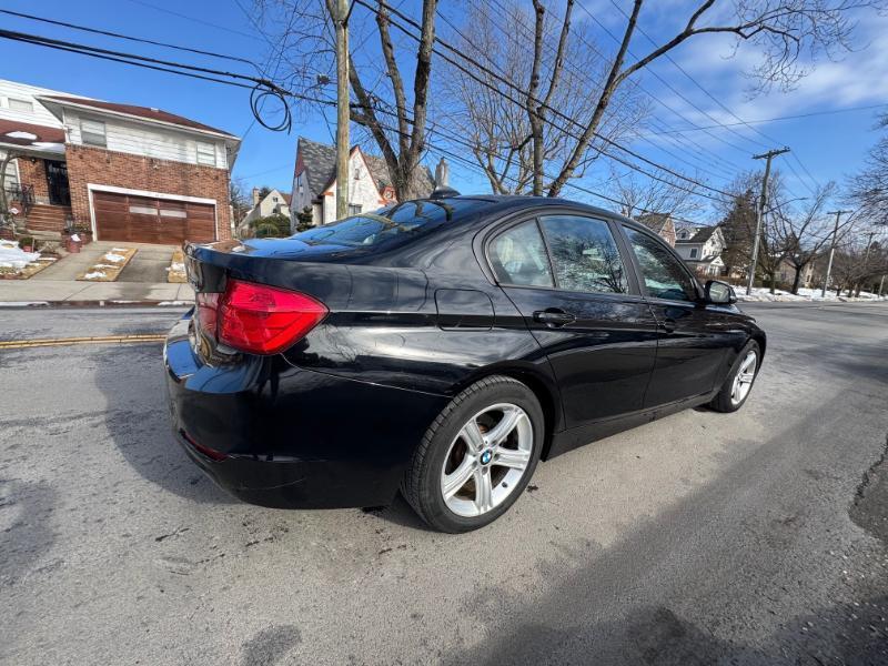 BMW 3-Series 320i xDrive 2013