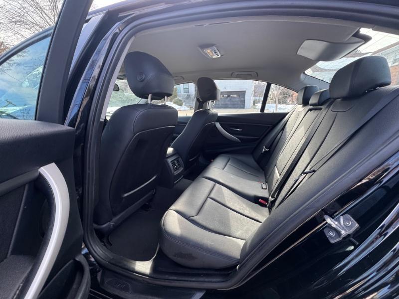 BMW 3-Series 320i xDrive 2013