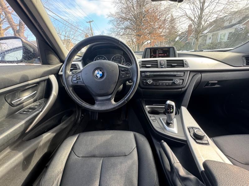BMW 3-Series 320i xDrive 2013