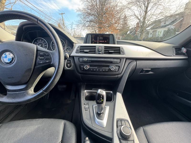 BMW 3-Series 320i xDrive 2013