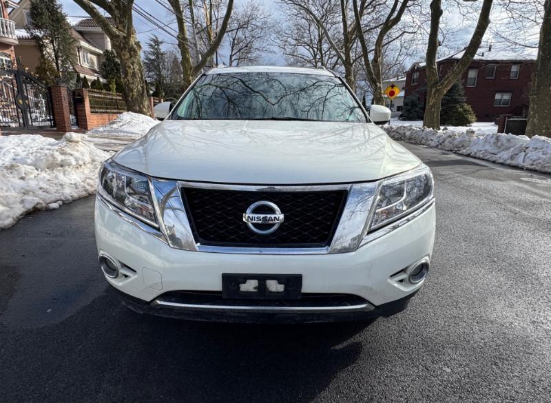 Nissan Pathfinder SL 4WD 2014