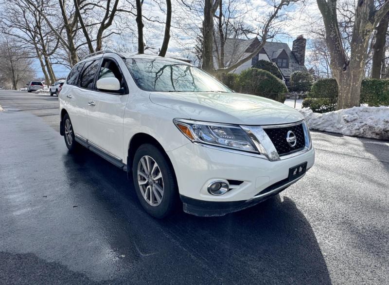 Nissan Pathfinder SL 4WD 2014
