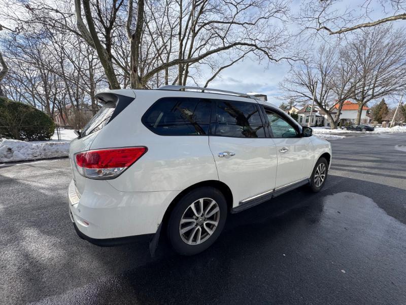 Nissan Pathfinder SL 4WD 2014