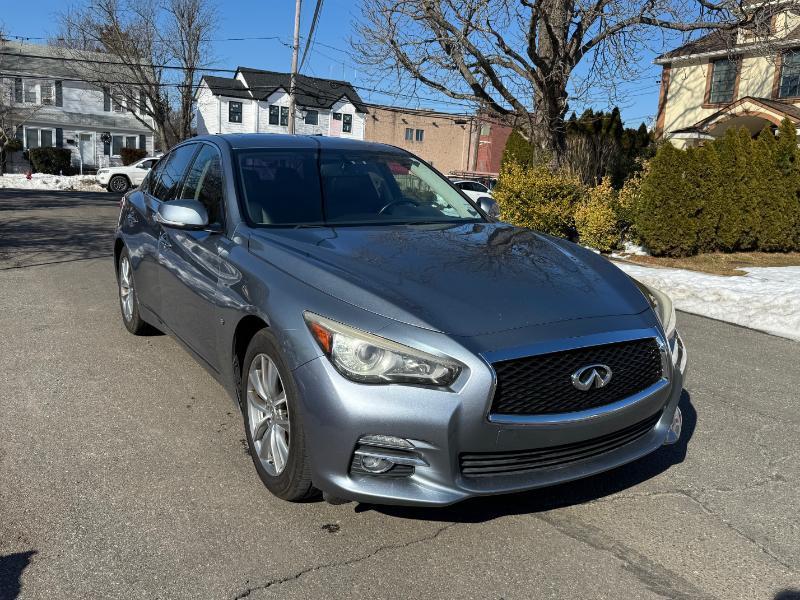 Infiniti Q50 Premium AWD 2014