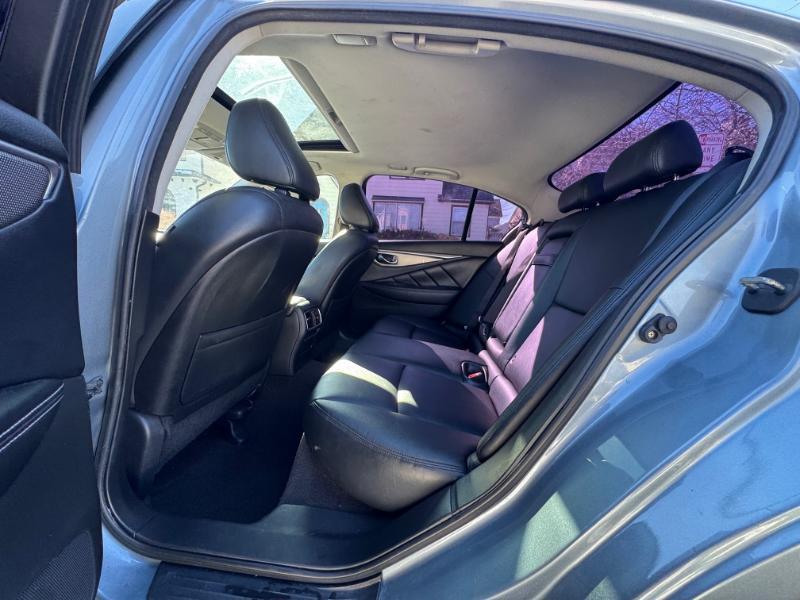 Infiniti Q50 Premium AWD 2014