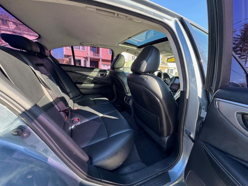 Infiniti Q50 Premium AWD 2014