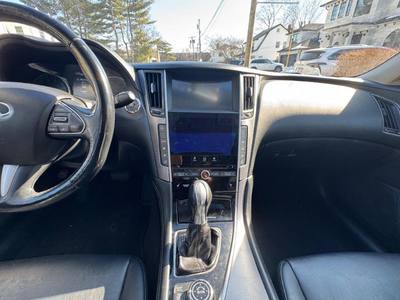Infiniti Q50 Premium AWD 2014