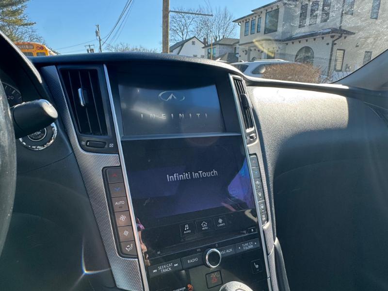 Infiniti Q50 Premium AWD 2014
