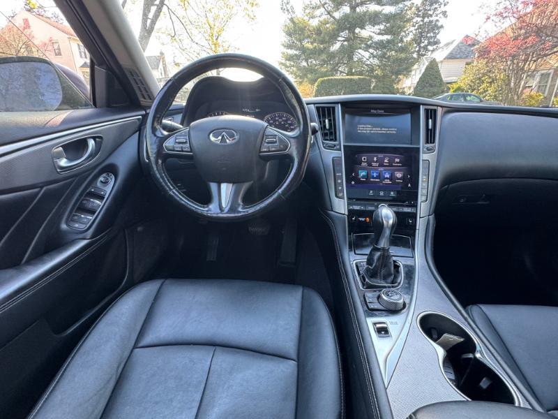 Infiniti Q50 Premium AWD 2014
