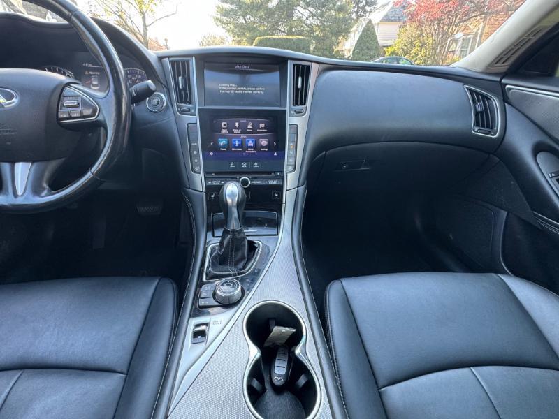 Infiniti Q50 Premium AWD 2014