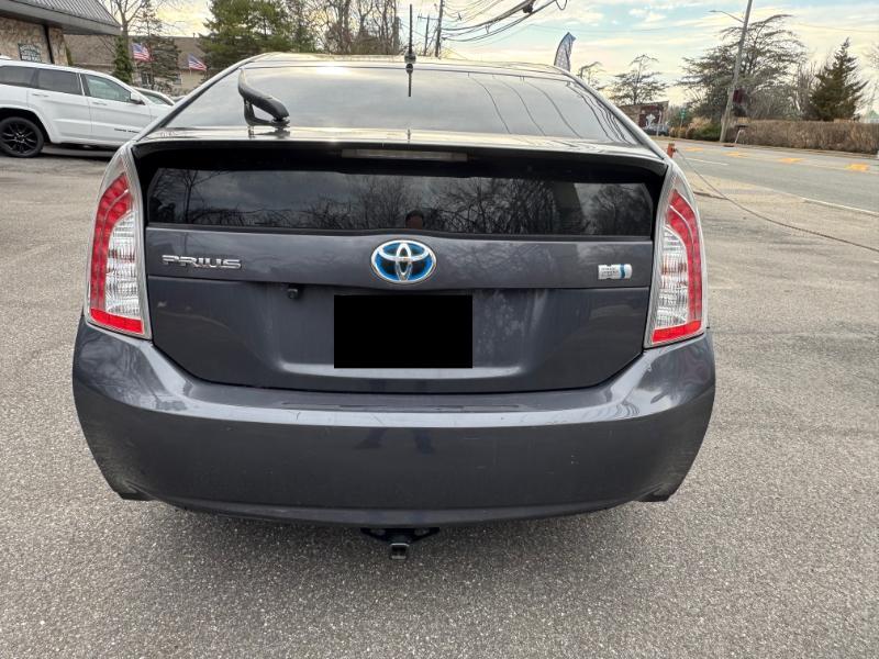 Toyota Prius Prius V 2012