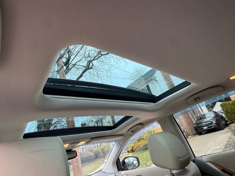 Nissan Murano SV 2012