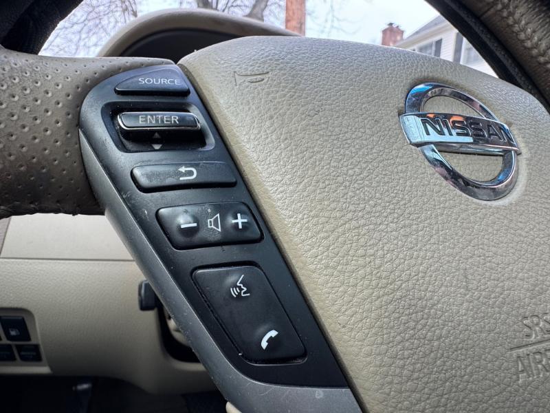 Nissan Murano SV 2012