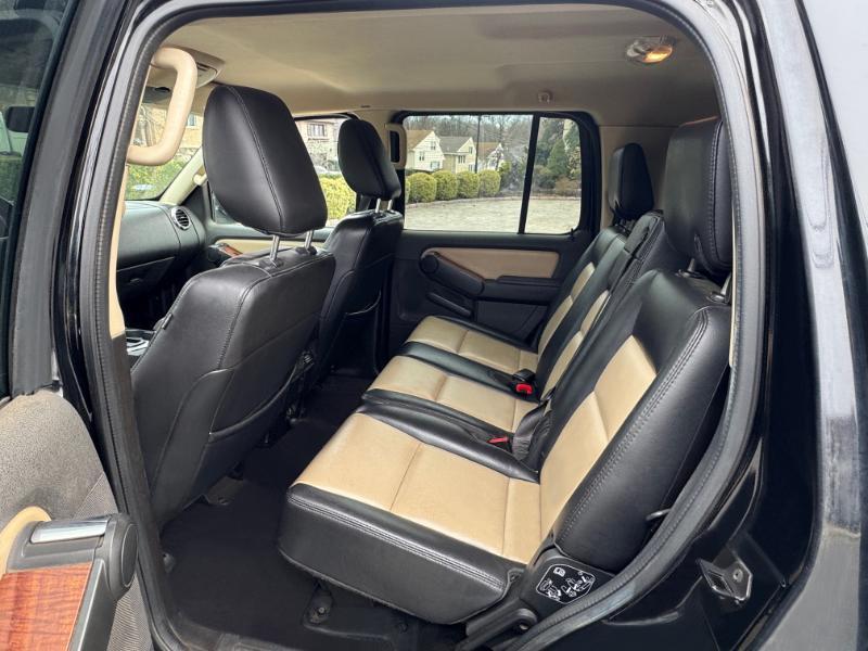 Ford Explorer Eddie Bauer 4.0L 4WD 2010