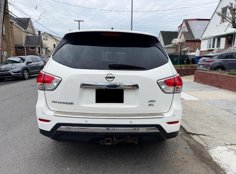 Nissan Pathfinder S 4WD 2014