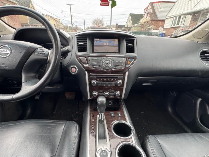 Nissan Pathfinder S 4WD 2014