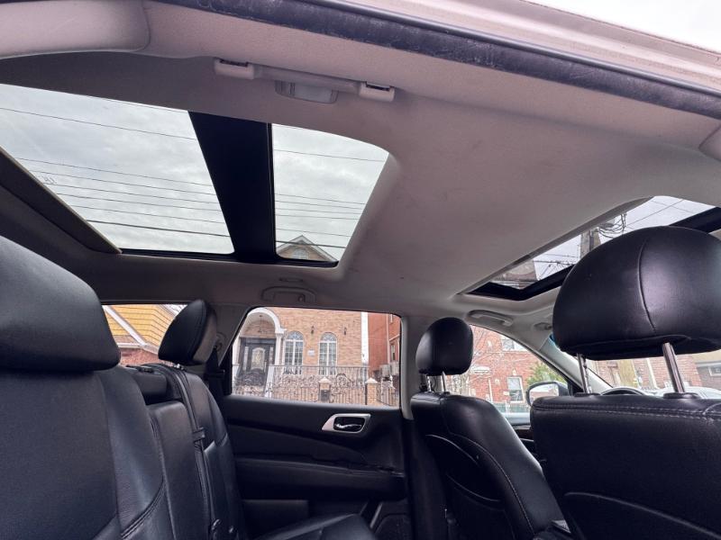 Nissan Pathfinder S 4WD 2014