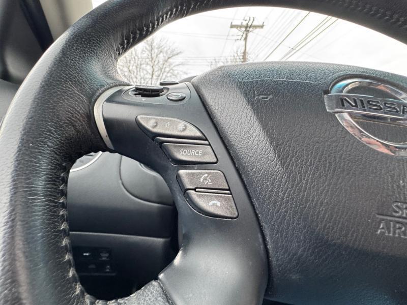 Nissan Pathfinder S 4WD 2014