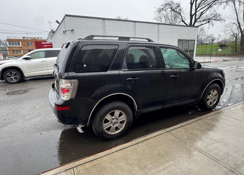 Mercury Mariner I4 4WD 2011